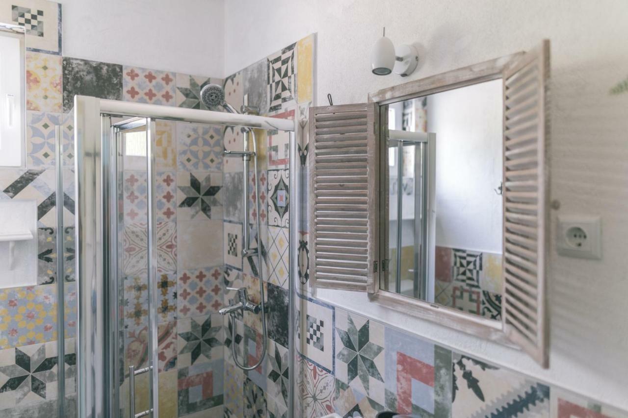 Appartement Hedon-Stone à Starigrad Paklenica Extérieur photo