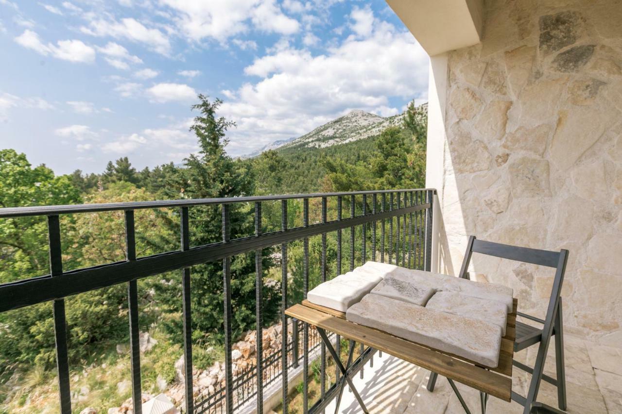 Appartement Hedon-Stone à Starigrad Paklenica Extérieur photo