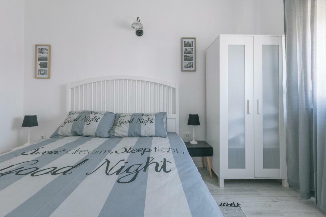Appartement Hedon-Stone à Starigrad Paklenica Extérieur photo