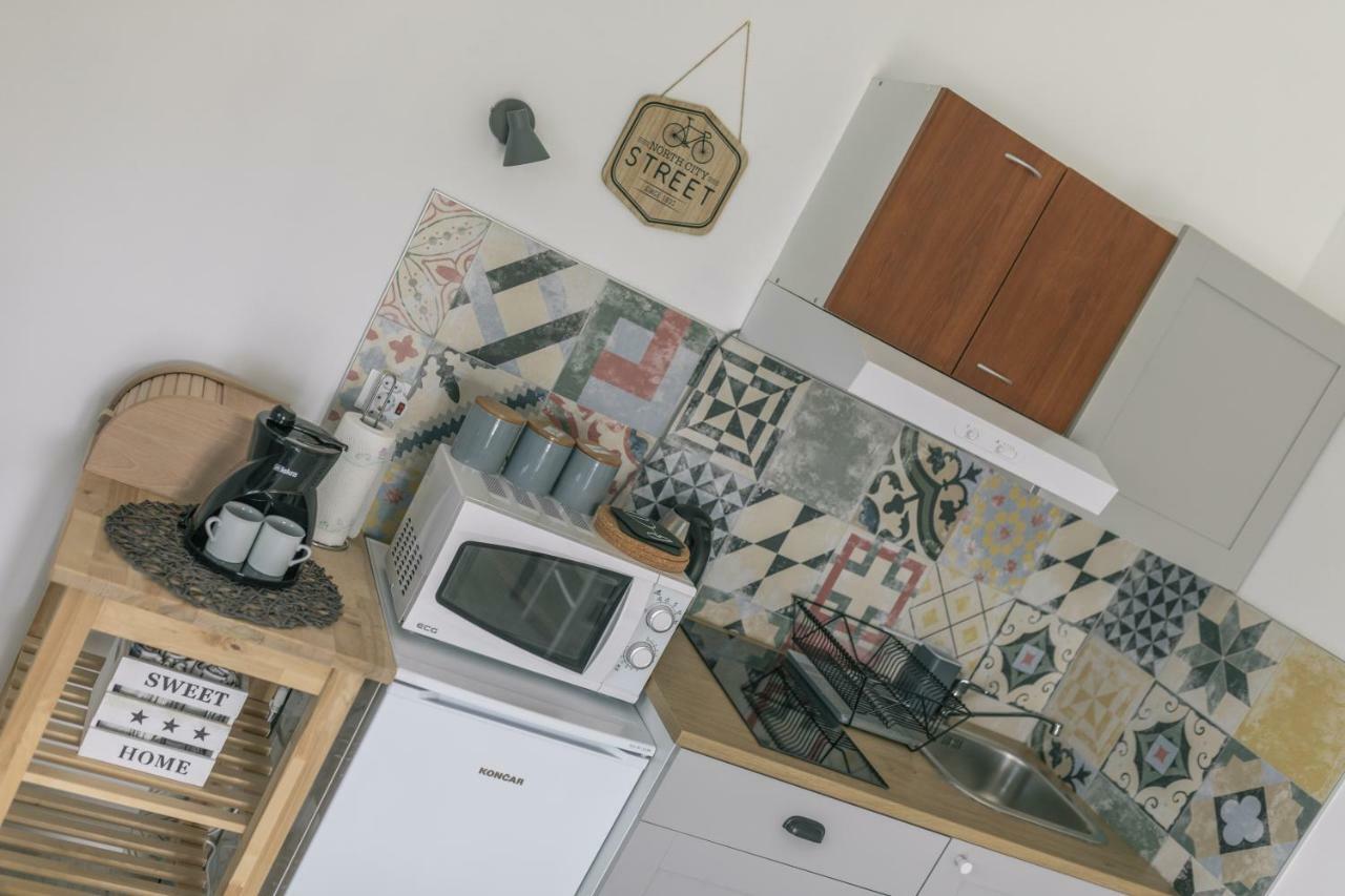 Appartement Hedon-Stone à Starigrad Paklenica Extérieur photo